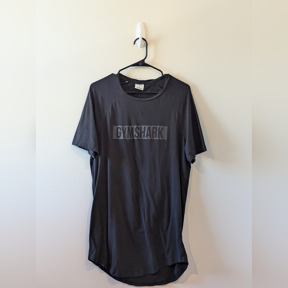 Medium - Black, Gymshark T-Shirt